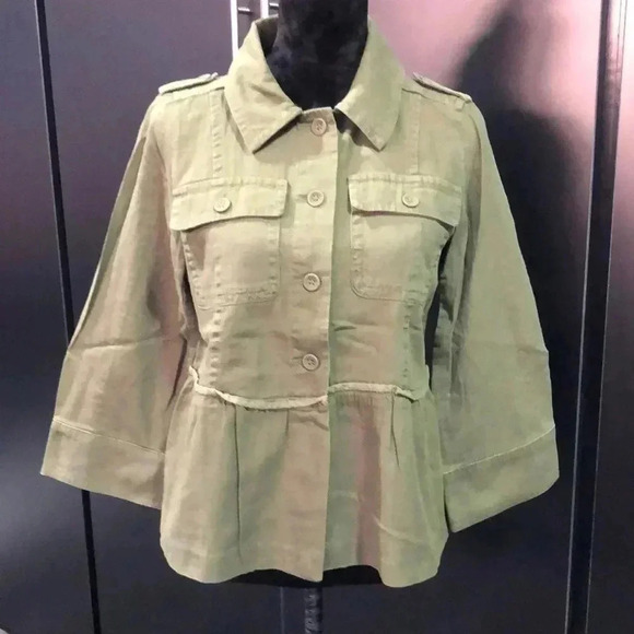 LOFT Peplum Waist, Olive Green,button down, chest pockets,collar,wide sleeve - Picture 1 of 9
